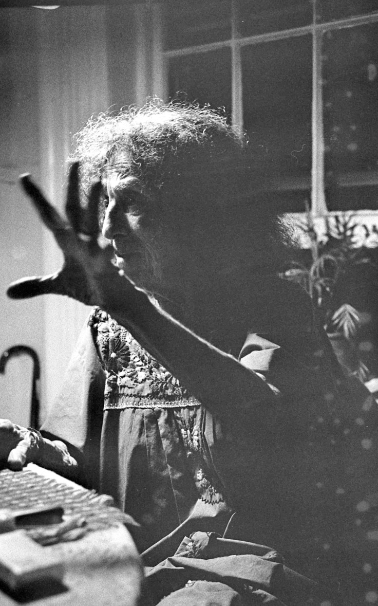 © 2015_Polly Bradford-Corris_Dore Ashton1